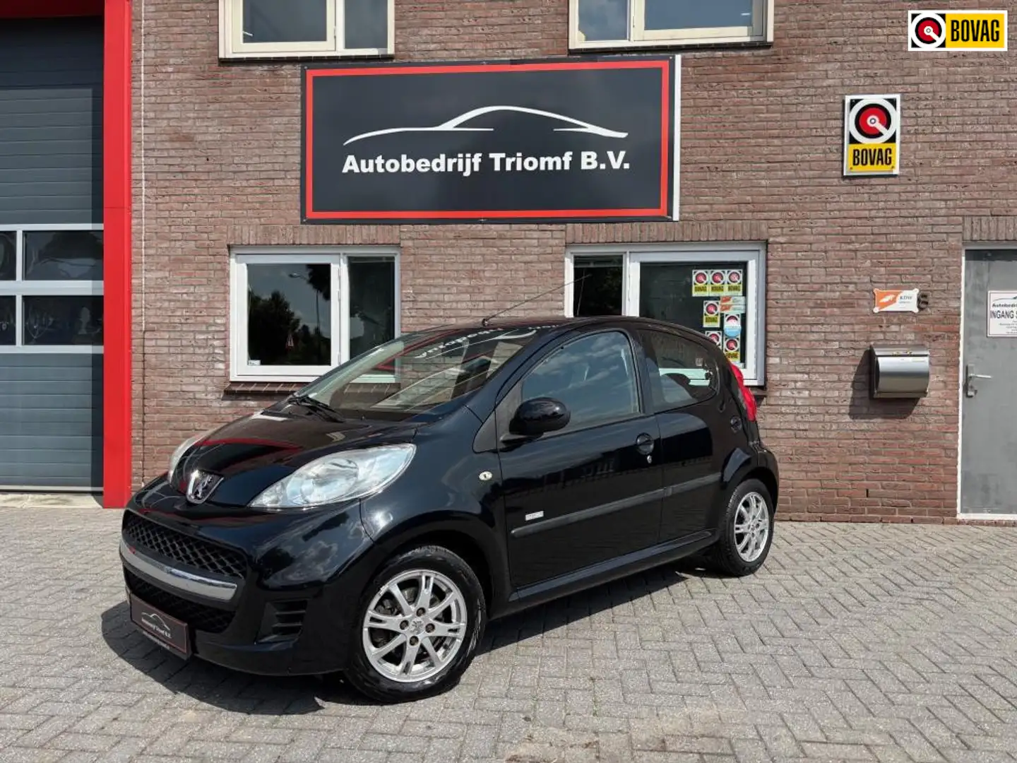 Peugeot 107 AUTOMAAT - AIRCO - LICHTMETALEN VELGEN..!! Zwart - 1