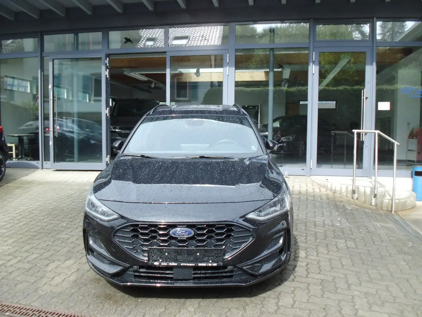 Ford Focus ST-Line Ecoblue Turnier Noir - 1