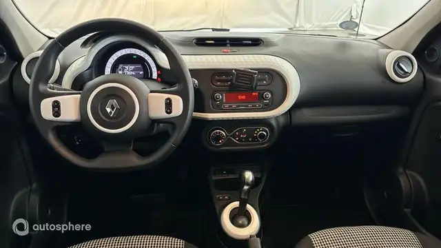 Renault Twingo view 11