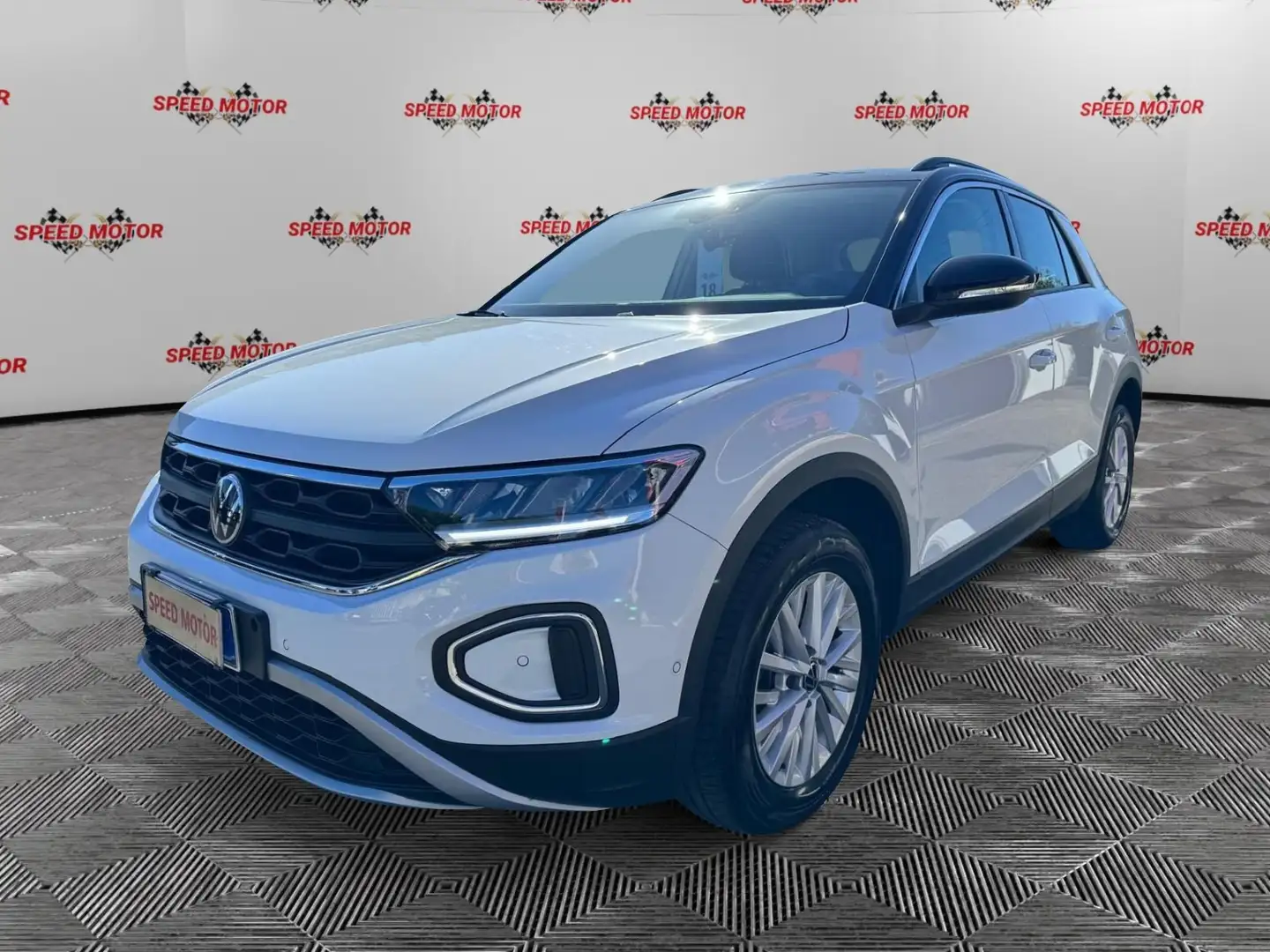 Volkswagen T-Roc T-Roc 1.5 TSI ACT DSG Life, RETROCAMERA, SENSORI Bianco - 1