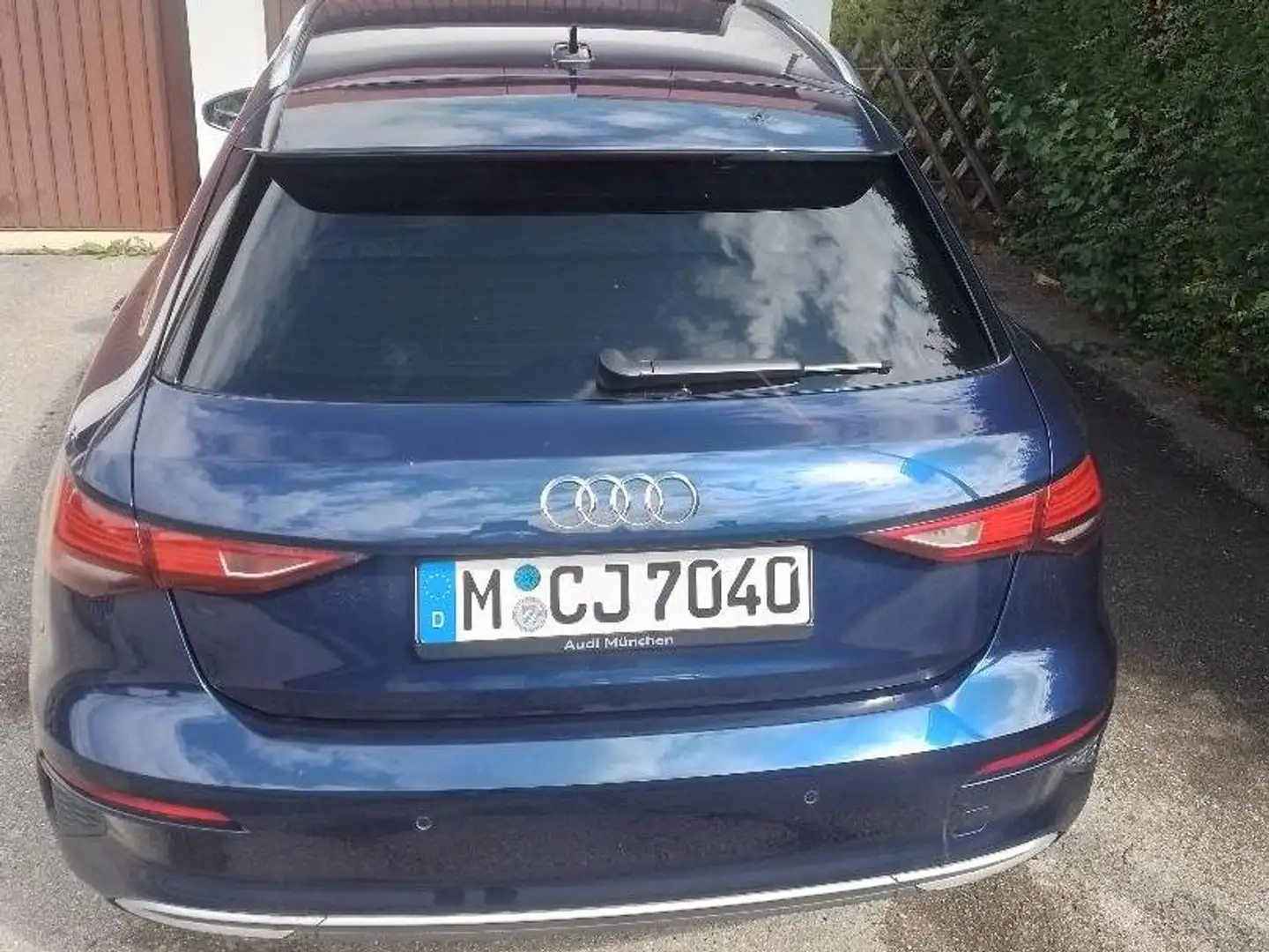 Audi A3 A3 Sportback 30 TFSI Sportback advanced Blau - 2