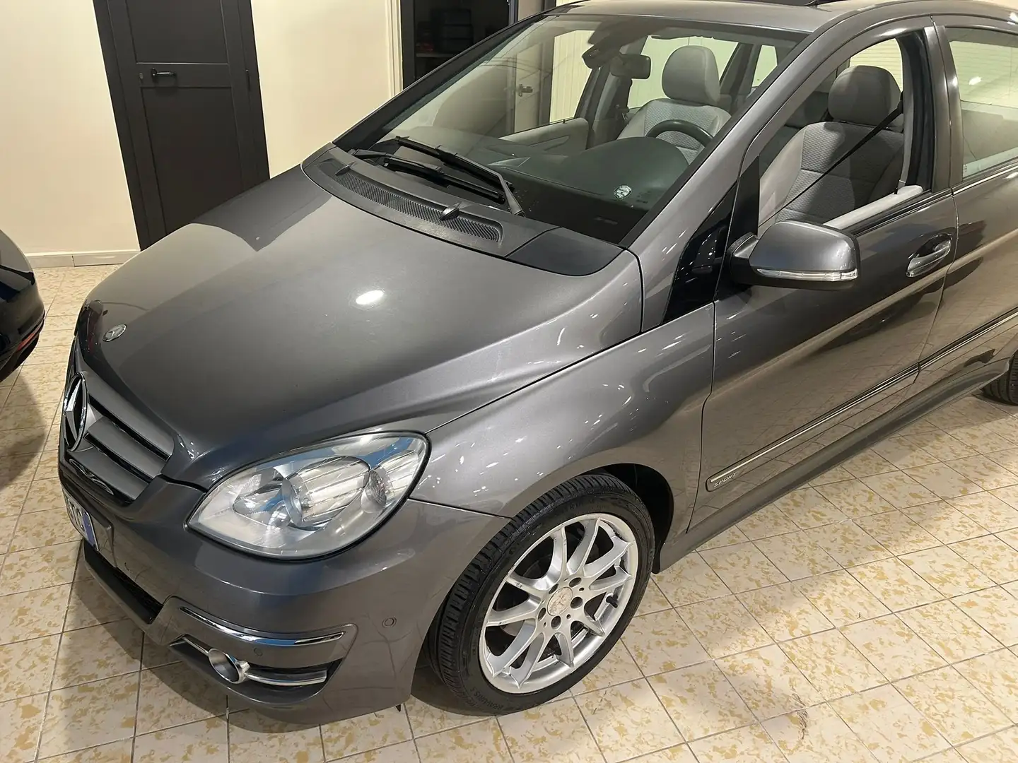 Mercedes-Benz B 180 B 180 (170) Sport FL Bronze - 2