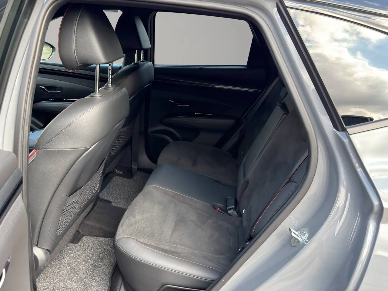 Hyundai TUCSON 1.6 T-GDI PHEV PLUG-IN N LINE + SITZPAKET + ASSISTENZPAKET + ECS + WINTERRÄDER, миниатюра 14