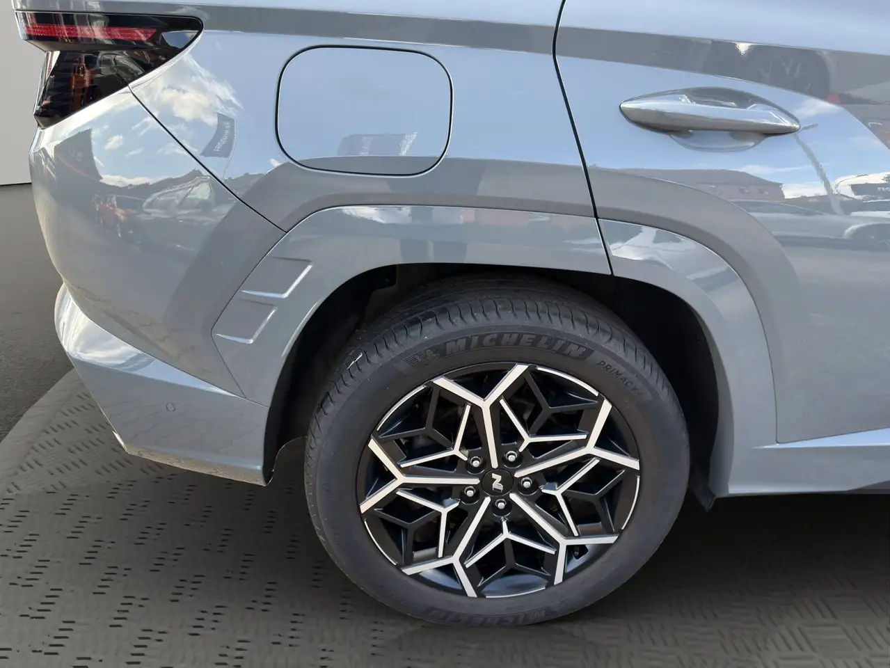 Hyundai TUCSON 1.6 T-GDI PHEV PLUG-IN N LINE + SITZPAKET + ASSISTENZPAKET + ECS + WINTERRÄDER, миниатюра 24