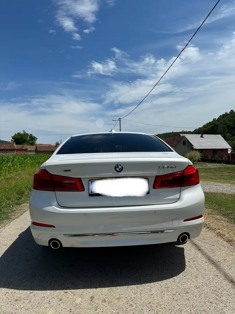 BMW 520 520d xDrive Aut. Luxury Line Weiß - 1