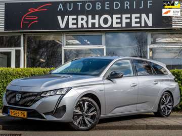 SW 1.6 Plug-in Hybrid 180 Allure - AUTOMAAT - APPL