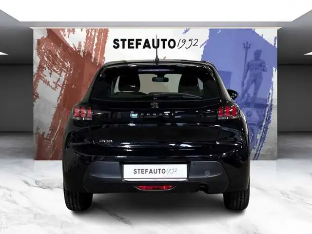 Peugeot 208 view 6