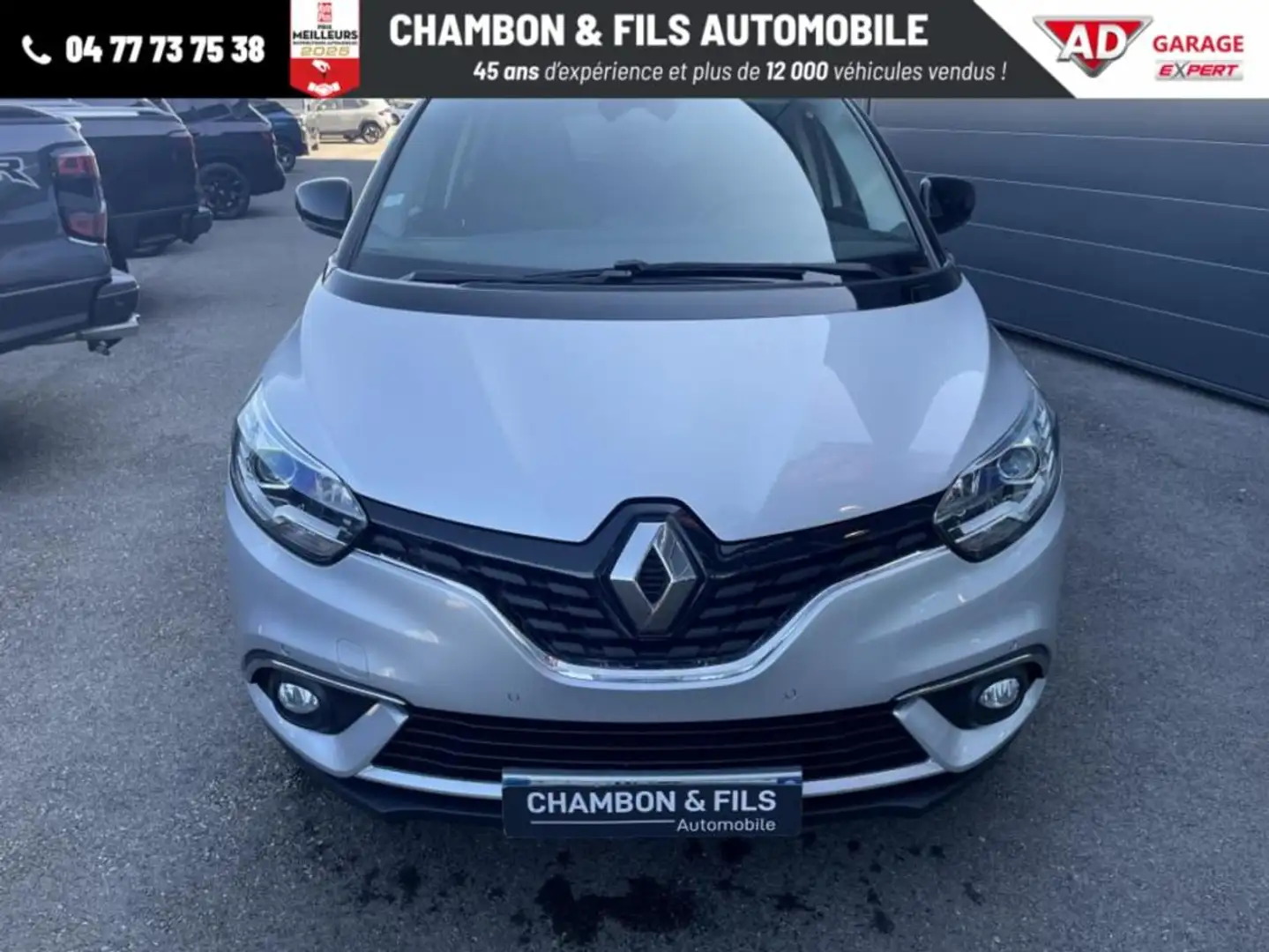 Renault Grand Scenic IV Blue dCi 120 EDC Business 7 places Šedá - 2
