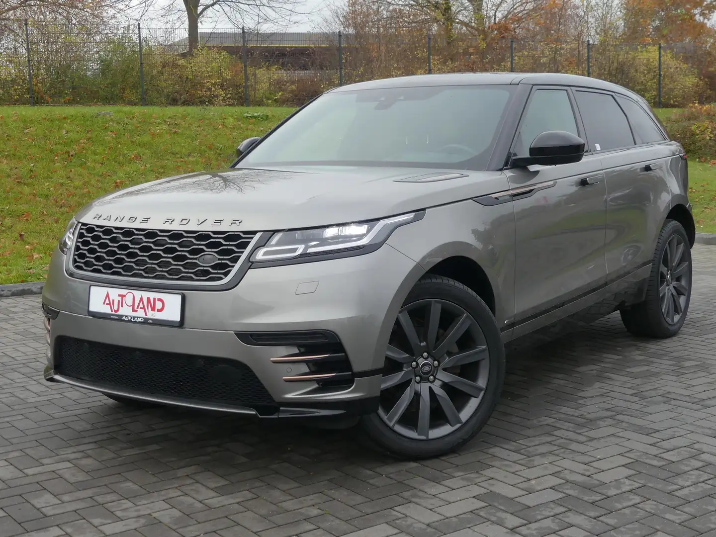 Land Rover Range Rover Velar 2.0 d R-Dynamic AWD LED Kamera N Grijs - 2