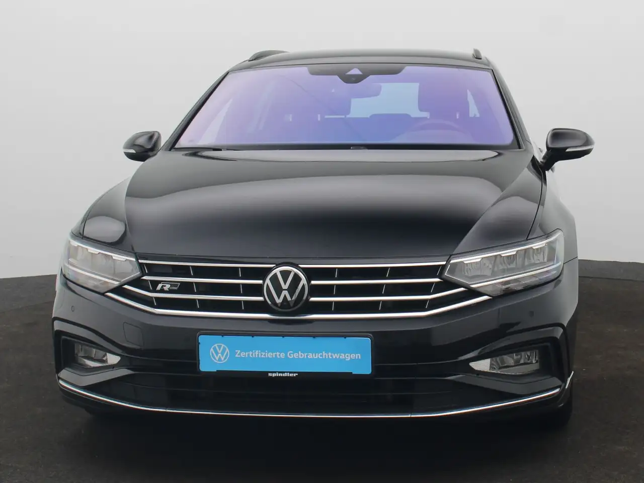 Volkswagen Passat Variant R-Line 1.5TSI DSG / HuD, AHK, LED 3