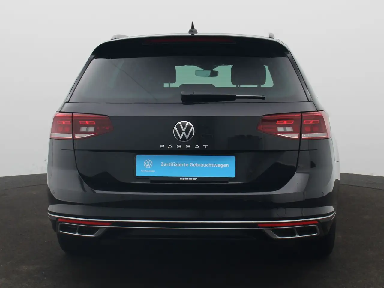 Volkswagen Passat Variant R-Line 1.5TSI DSG / HuD, AHK, LED 7