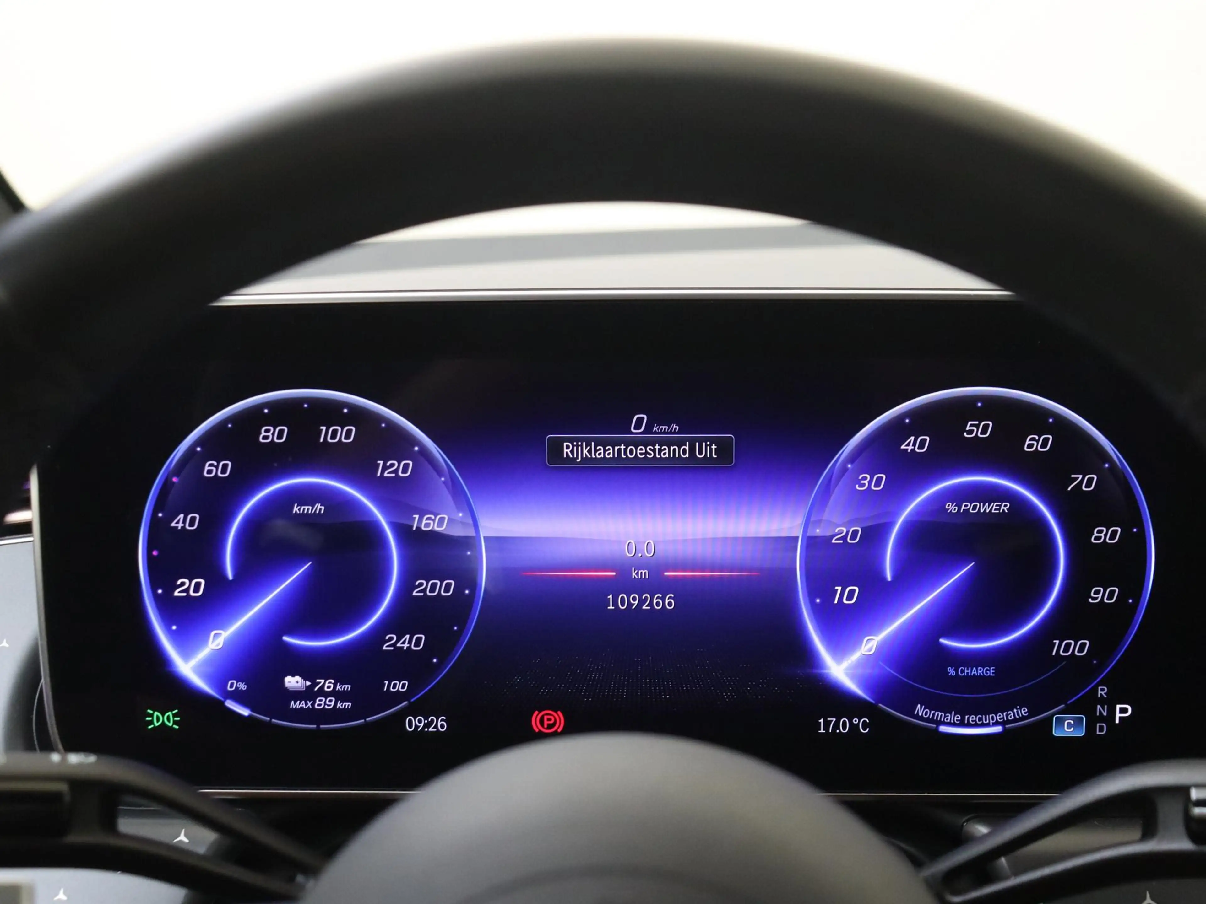 Mercedes-Benz EQE 350 350+ Launch Edition AMG Line 91 kWh / AMG/ Panoram — photo 11