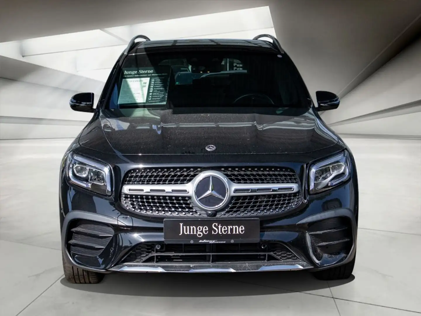 Mercedes-Benz GLB 220 d 4M AMG Offroad LED-High+20"+Kamera+Tot Schwarz - 2