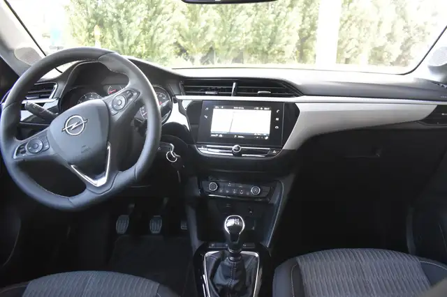 Opel Corsa view 7