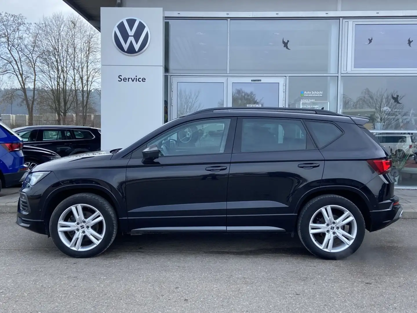 SEAT Ateca 2.0 TDI DSG 4-DRIVE FR-Line AHK+18"+BEATS+ Schwarz - 2
