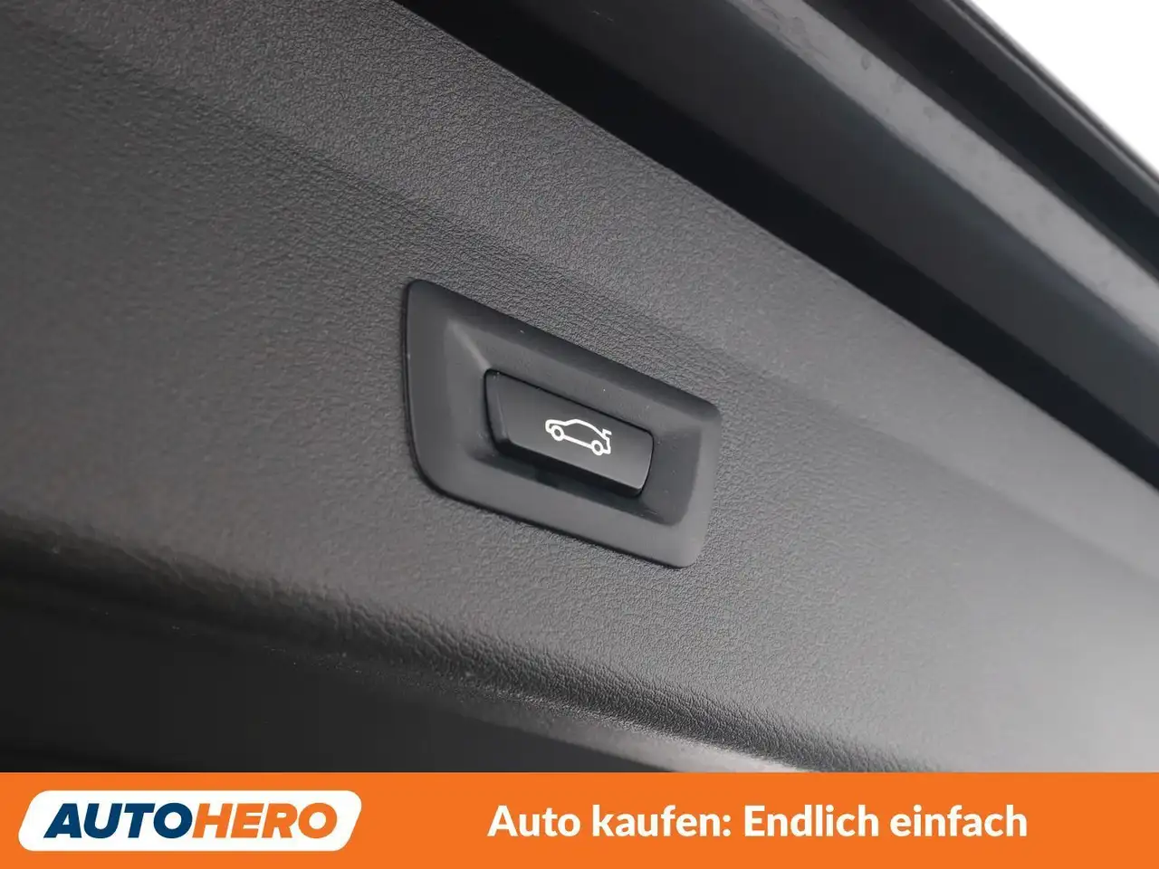 BMW X1 sDrive 18d Sport Line, миниатюра 30