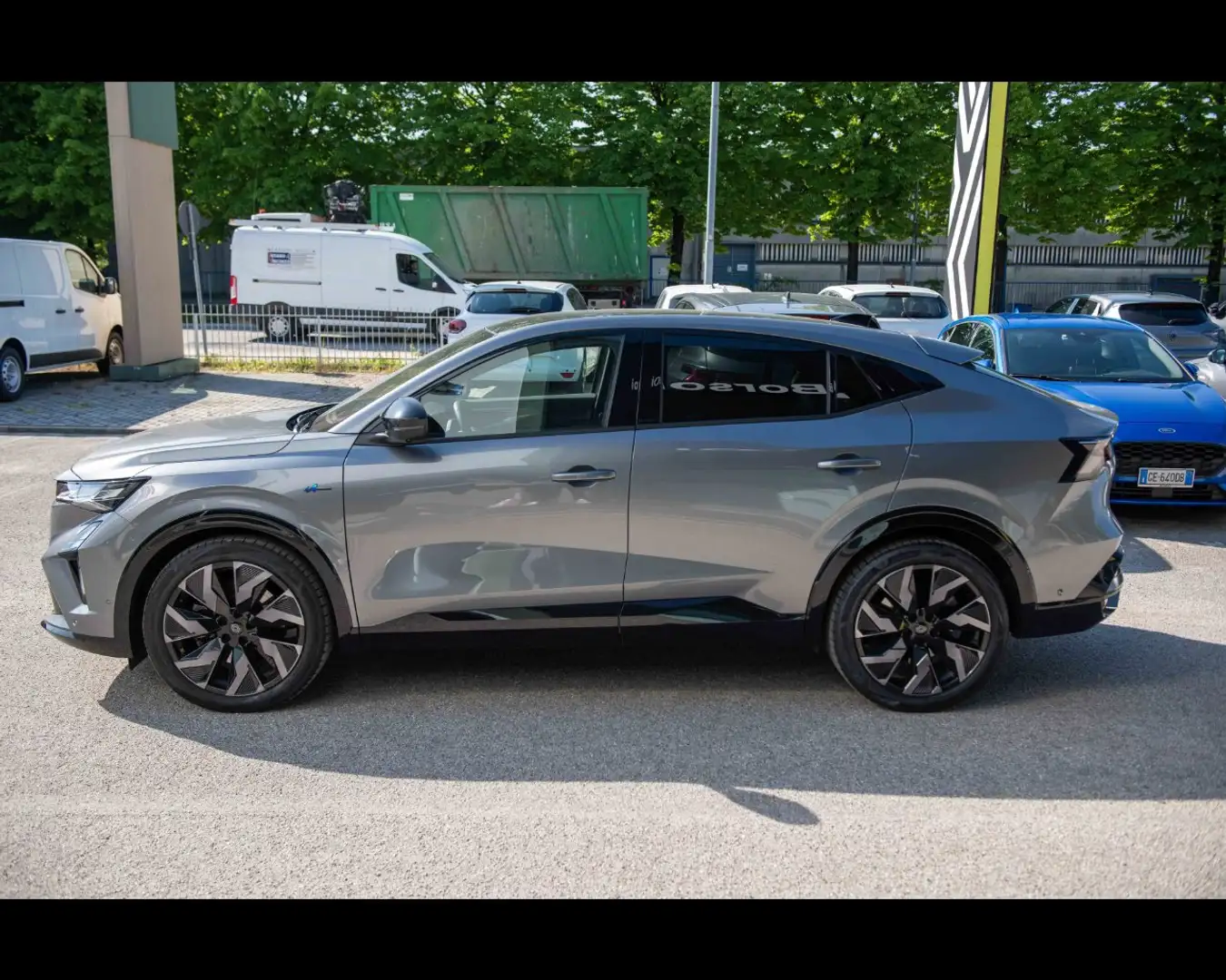 Renault Rafale esprit Alpine E-Tech full hybrid 200 Gris - 2