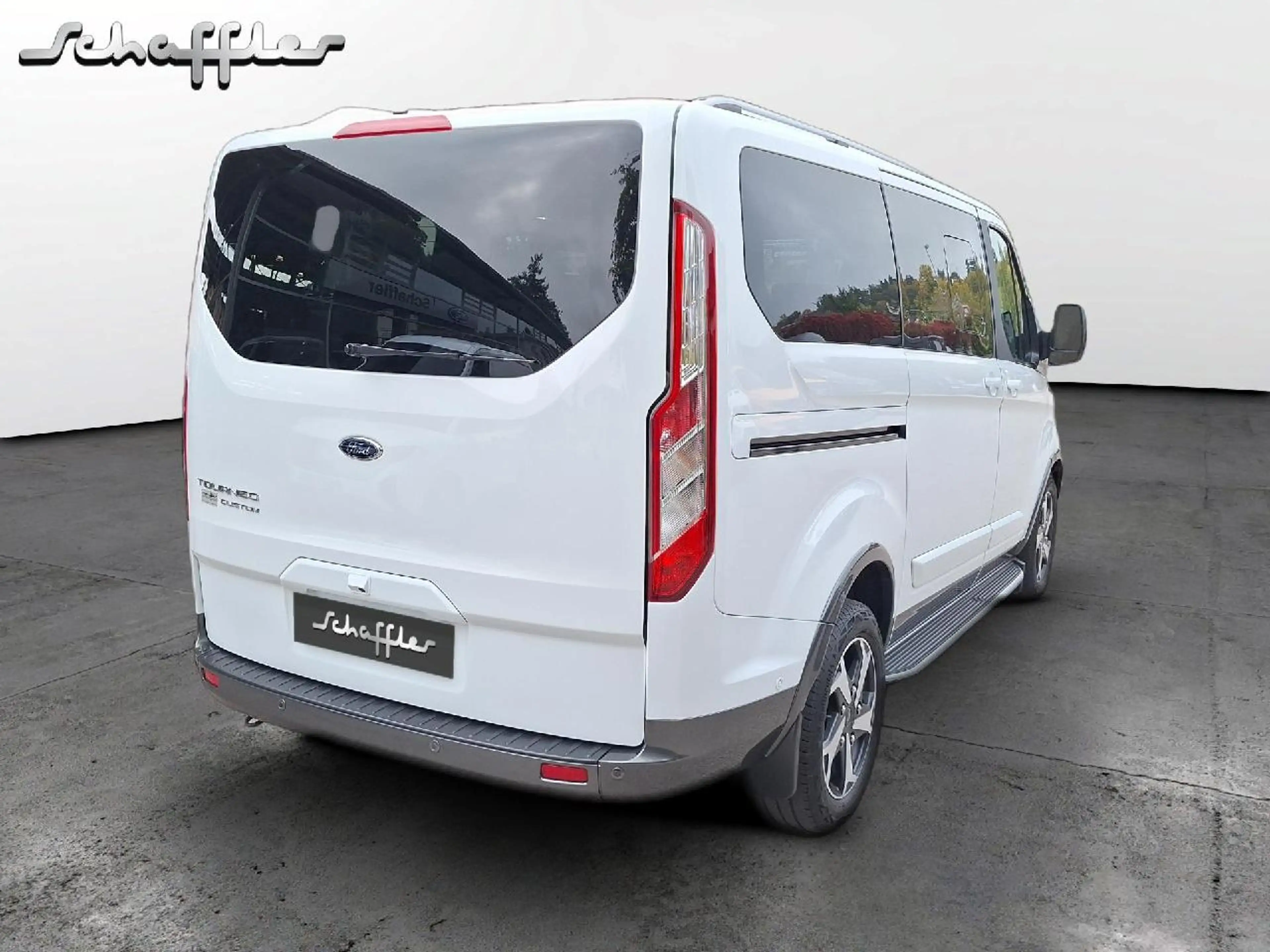 Ford Tourneo Custom 320 L1 Tourneo Custom Active — photo 6
