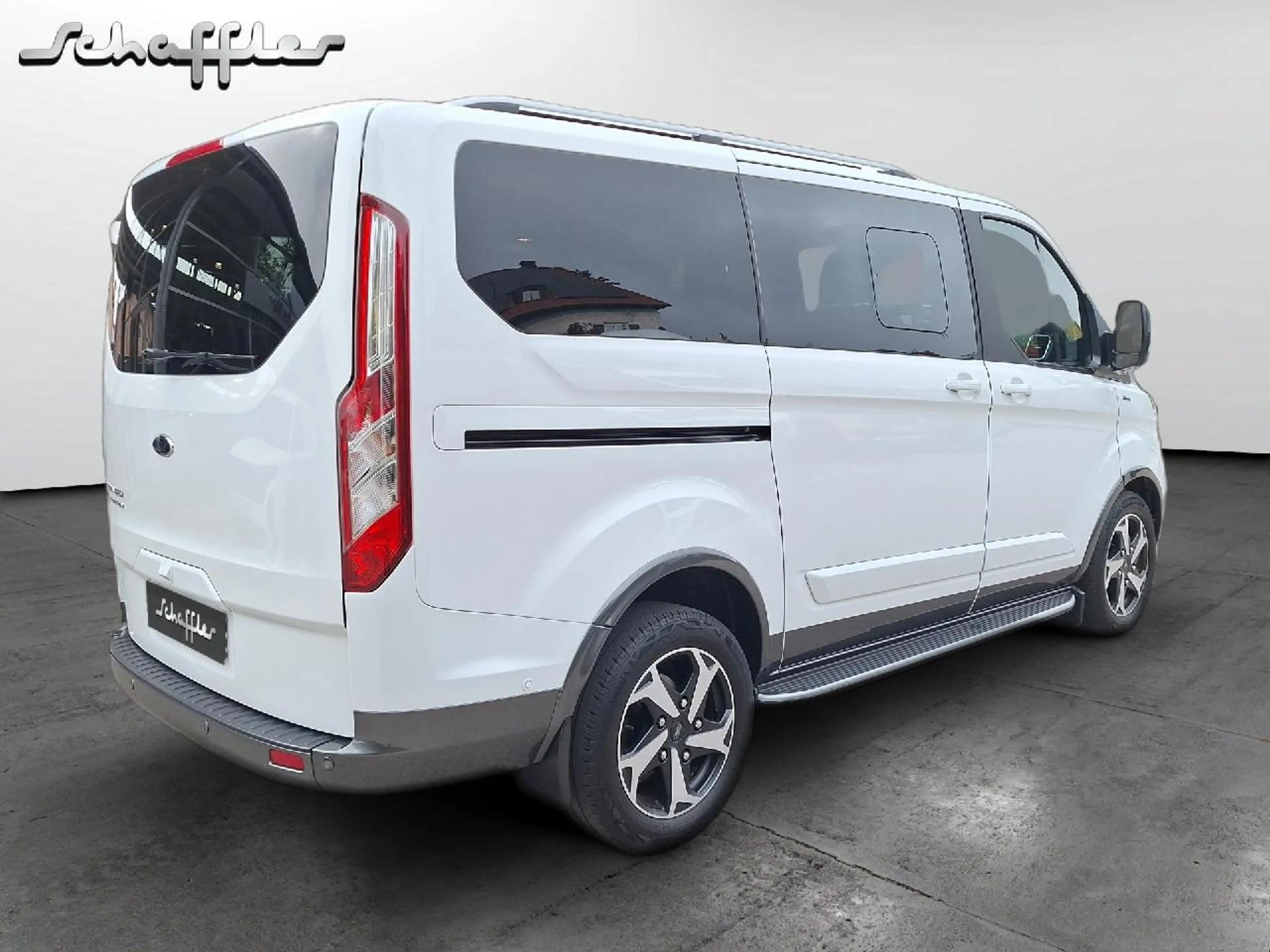 Ford Tourneo Custom 320 L1 Tourneo Custom Active — photo 7