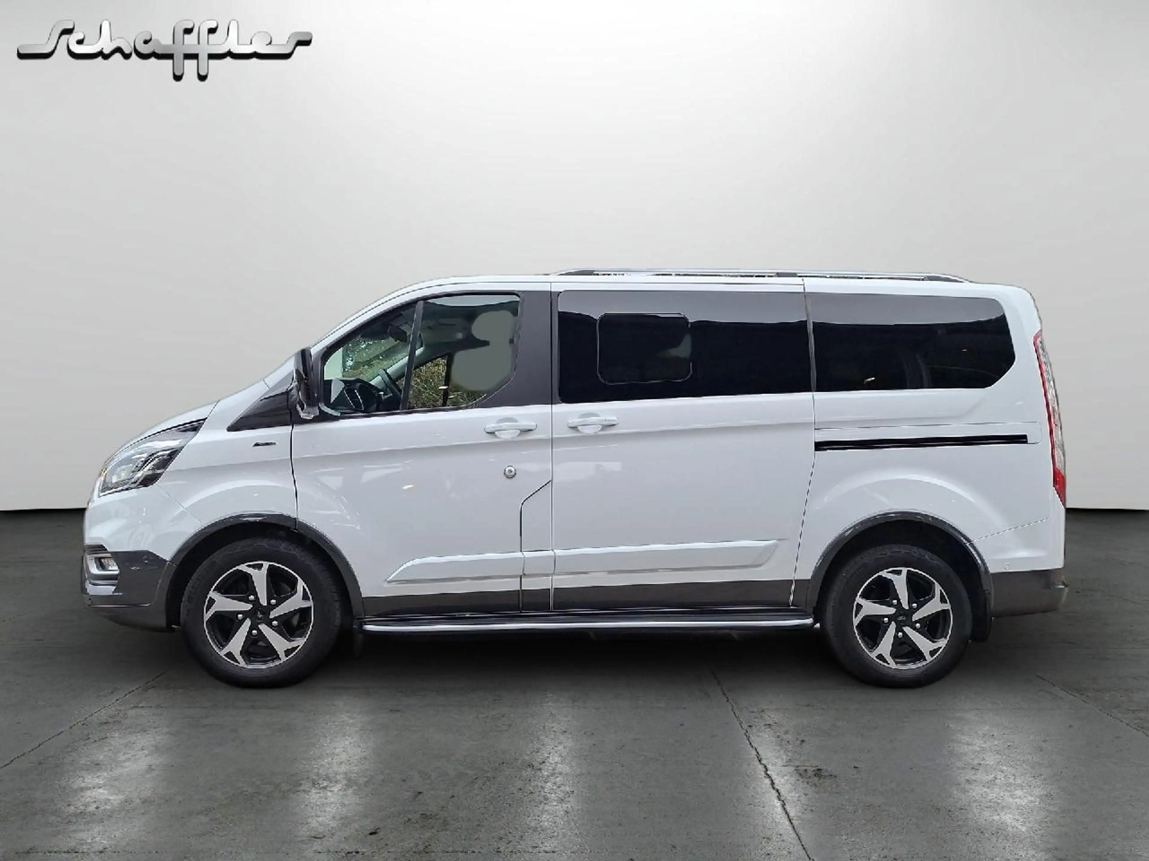 Ford Tourneo Custom 320 L1 Tourneo Custom Active — photo 3