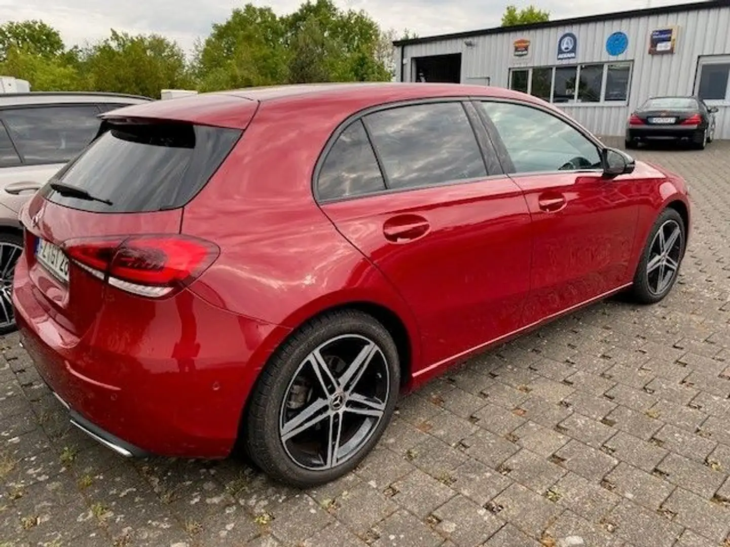 Mercedes-Benz A 200 A -Klasse A 200 d Rouge - 2