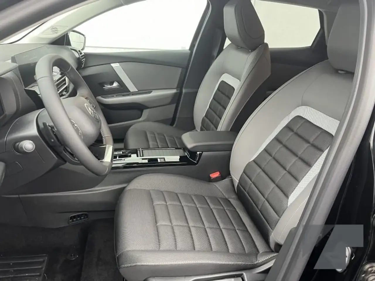 Citroen C4 2026 — фото 10