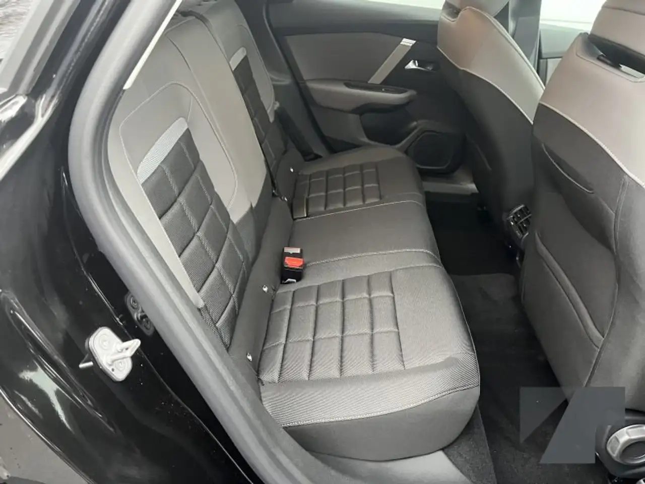Citroen C4 2026 — фото 13
