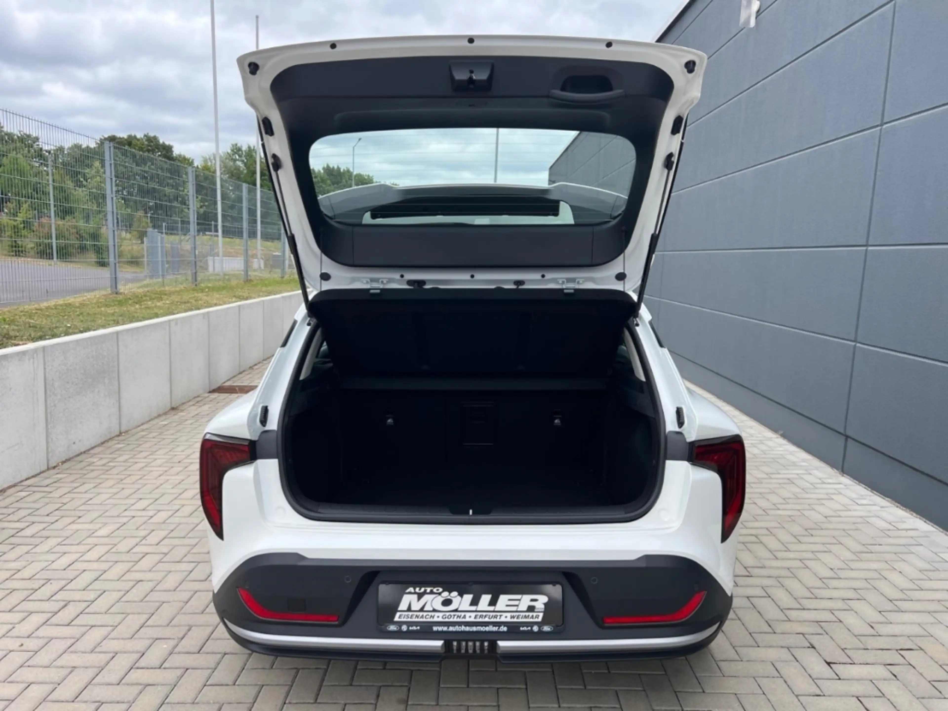 Kia K4 1.0T Vision Kom+ DPCv+h LED Navi Soundsystem Apple — photo 12
