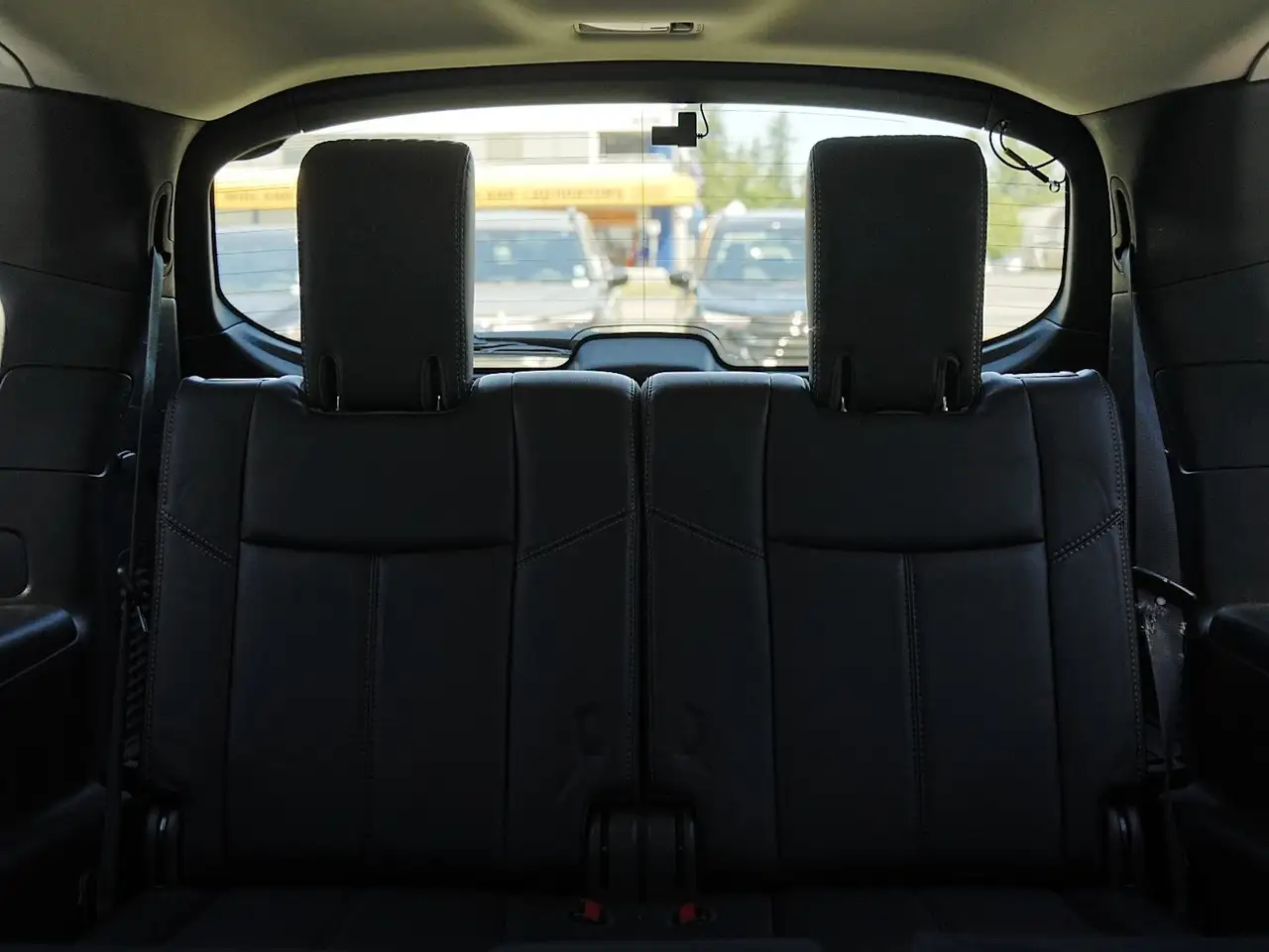 Nissan Pathfinder снимка Nissan Pathfinder