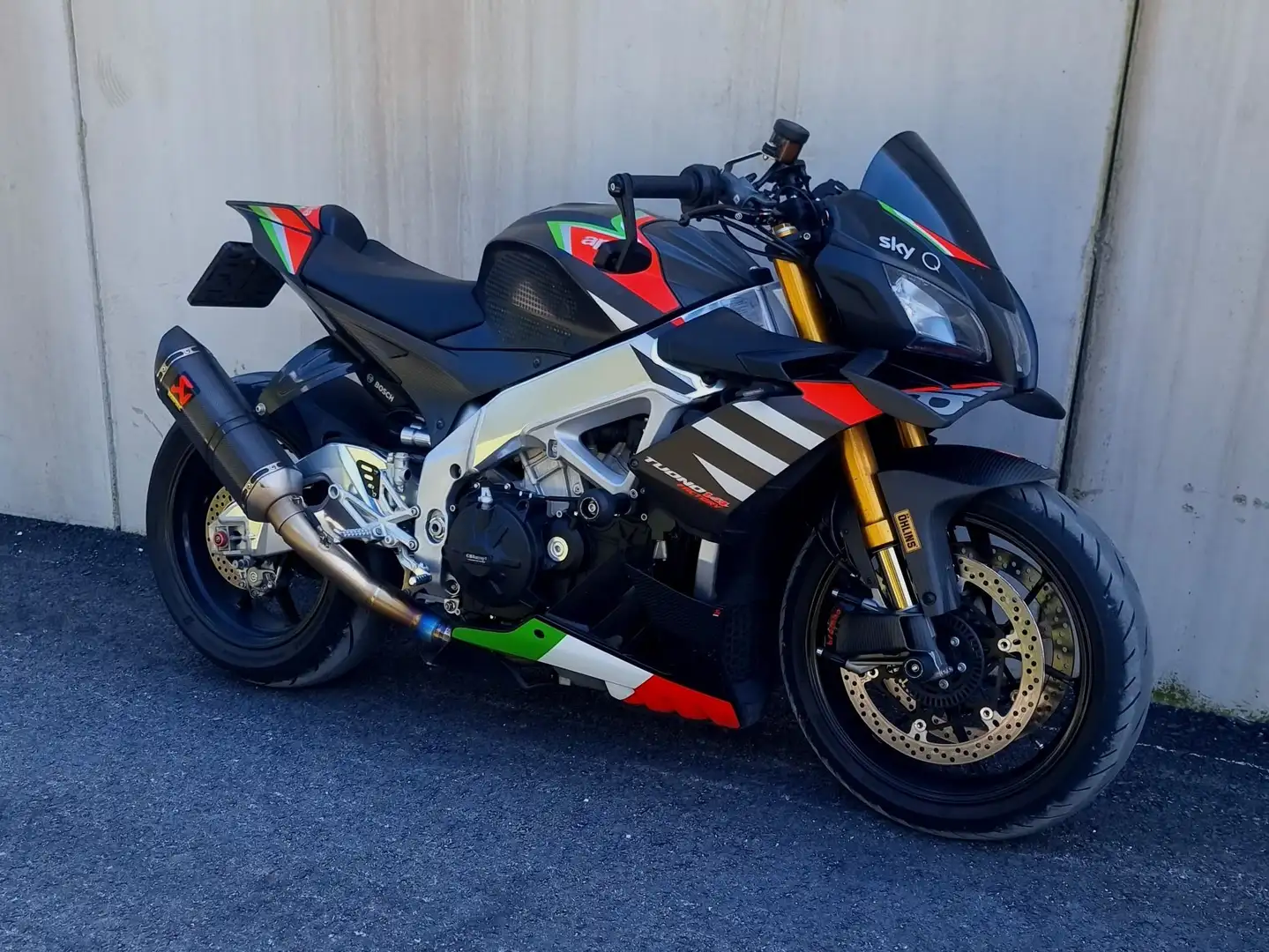 Aprilia Tuono V4 1100 factory Negru - 1