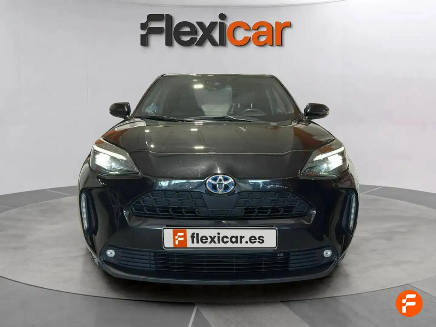 Toyota Yaris Cross 1.5 120H Active Tech Pack Confort Negro - 2