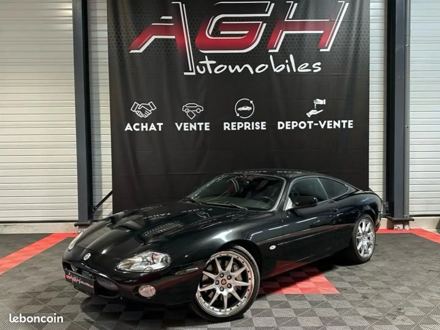 Jaguar XK8 Coupe R 4.0 Suralimenté BA Negru - 1