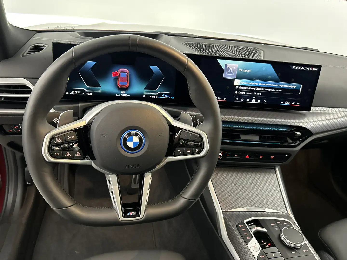 BMW 330 3-serie Touring 330e xDrive M-Sport/Pano/19"/Full Rood - 2