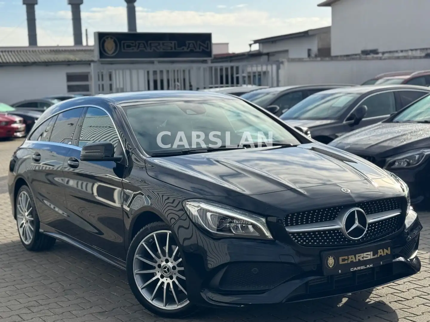 Mercedes-Benz CLA 180 SB EDITION AMG 1.HAND+LED+NAVI+LEDER+SHZ Schwarz - 1