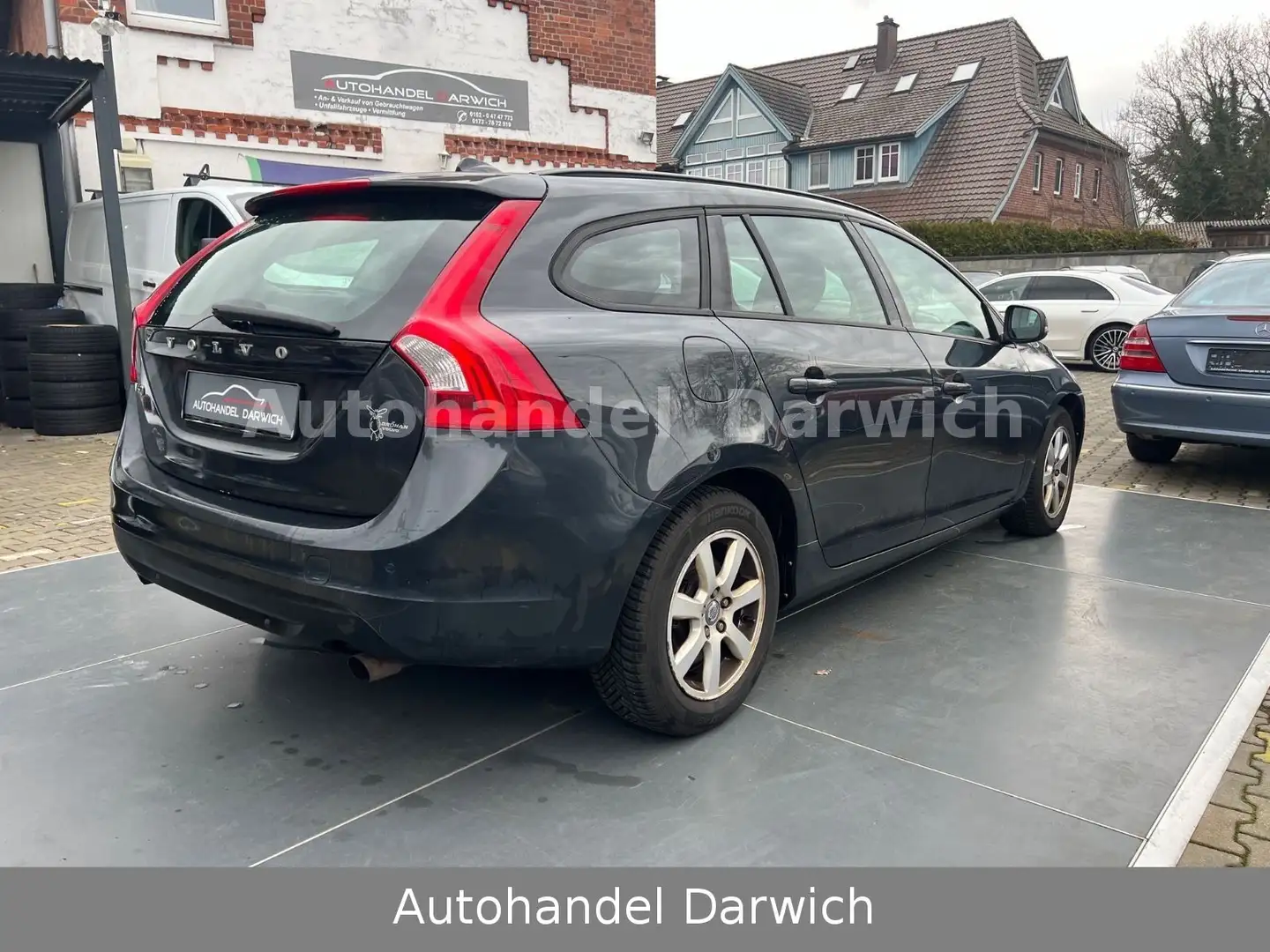 Volvo V60 1.6 T5 Kombi Edition 2.Hand Gris - 2