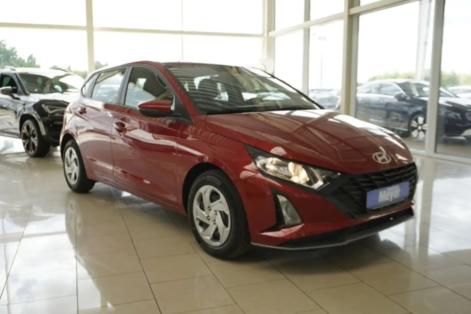 Hyundai i20 1,2 79PS Navi/Winterp/Kamera/Temp/Pdc    ** Roşu - 1