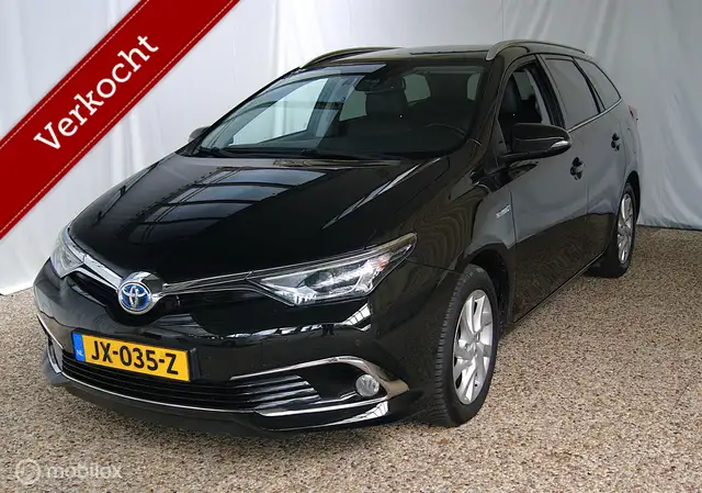 Toyota Auris 1.8 Hybrid Business Pro