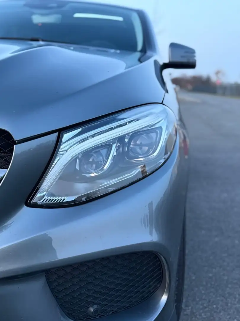 Mercedes-Benz GLE 350 d Coupe AMG Pano Harman Kardon Ahk VOLL Gris - 2