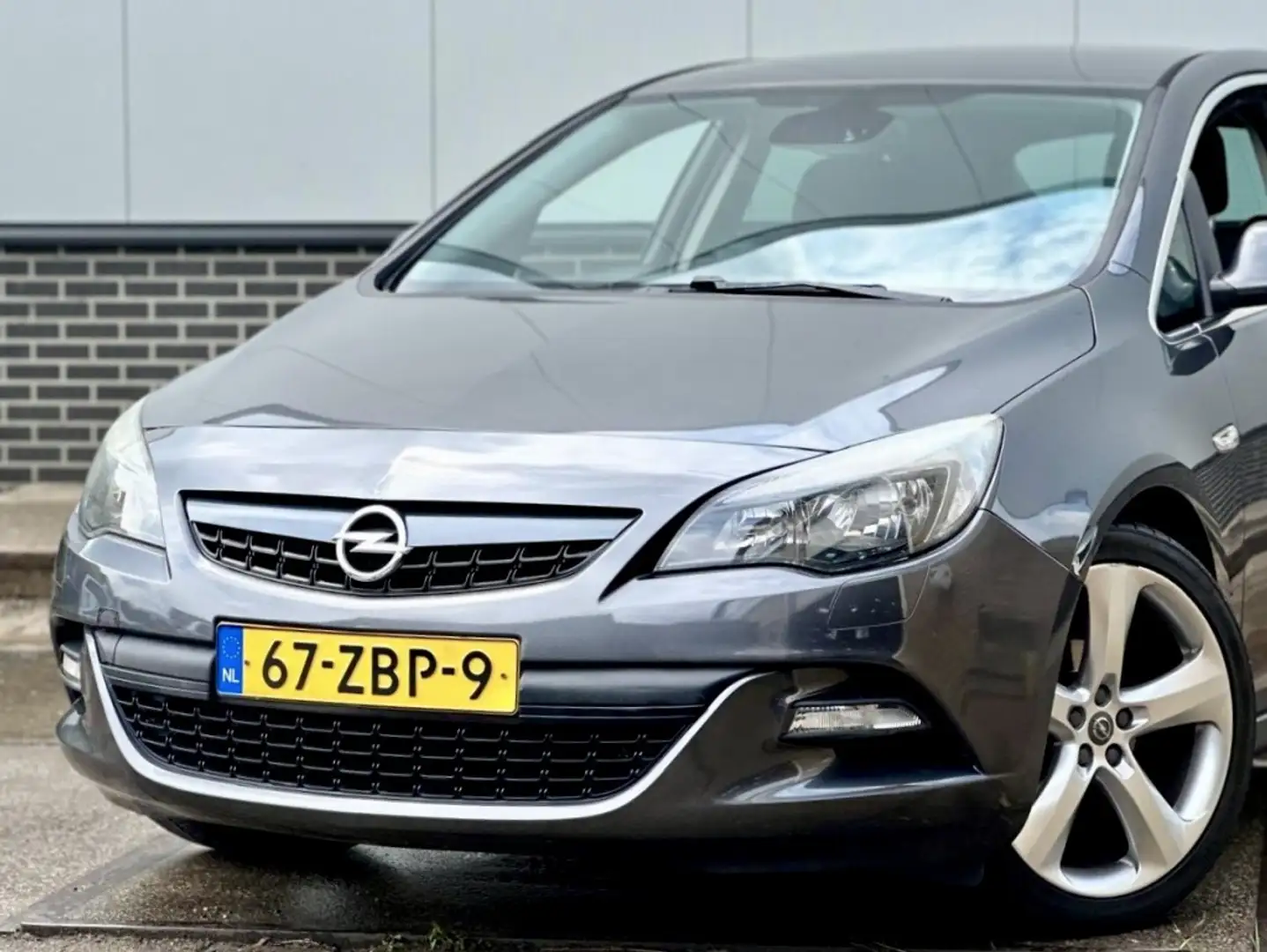 Opel Astra 1.4 Turbo GT |Clima |CruiseC |Nieuwe APK Grey - 2