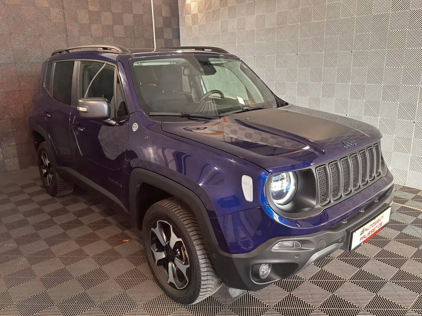 Jeep Renegade *TRAILHAWK*4WD-PANO-R.KAM-APPLE-LED-NAVI Blau - 1