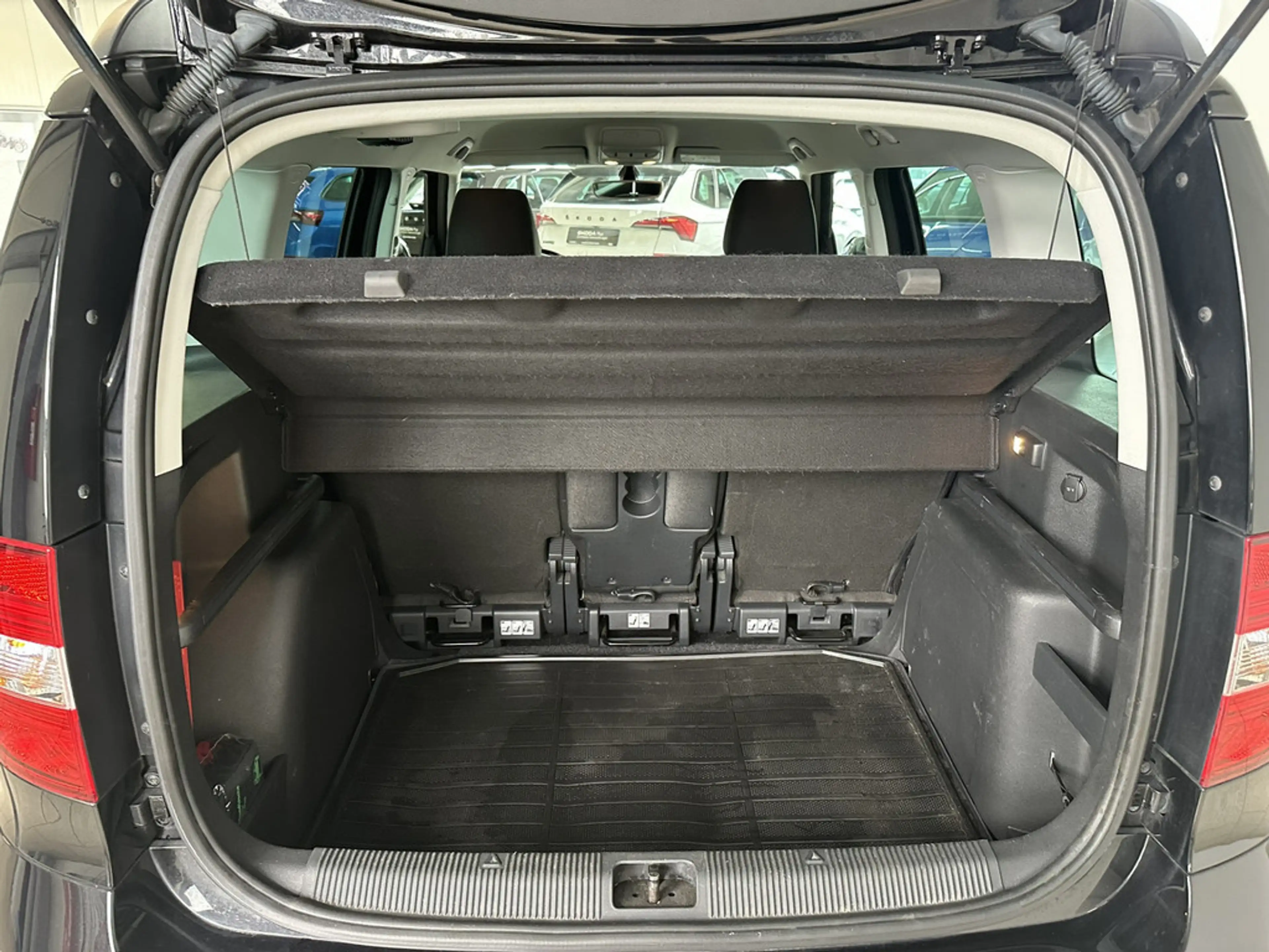 Skoda Yeti 1.4 TSI DSG Style Green tec XENON NAVI — photo 10