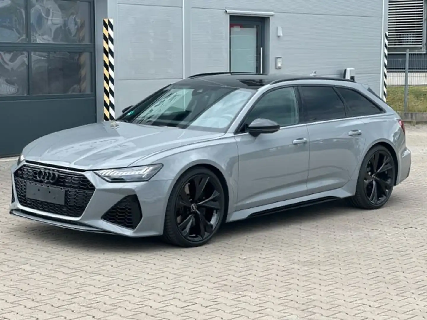 Audi RS6 RS6 Avant 4.0 mhev quattro Pam DynamickPak 23" Grigio - 2