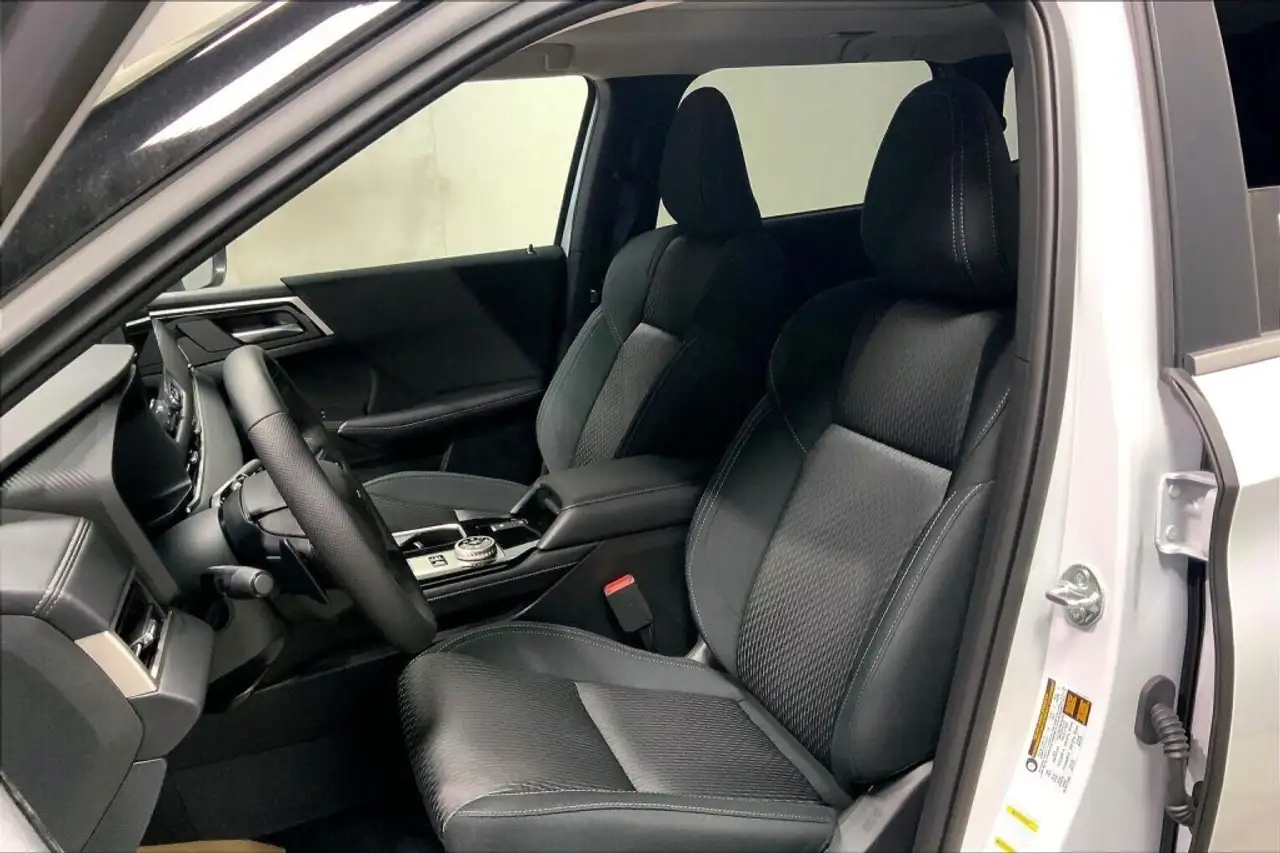 Mitsubishi Outlander снимка Mitsubishi Outlander