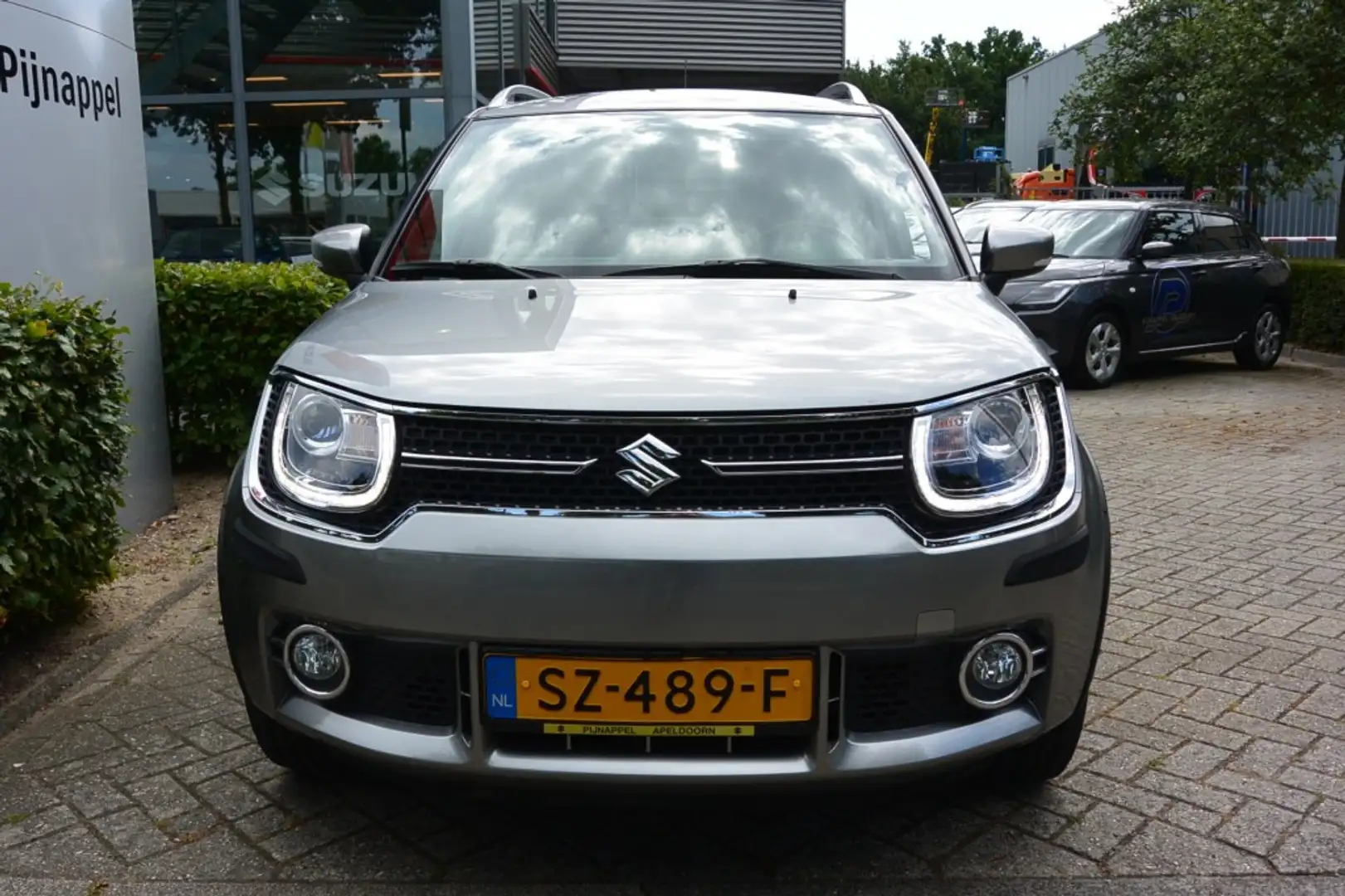Suzuki Ignis 1.2 Stijl AUTOMAAT 5-deurs Trekhaak Gri - 2
