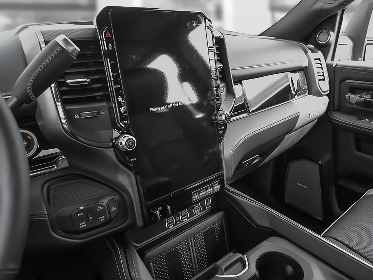 RAM 2500 снимка RAM 2500
