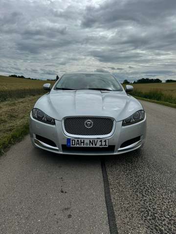 Imagine Jaguar XF 3.0 V6 Diesel Luxury