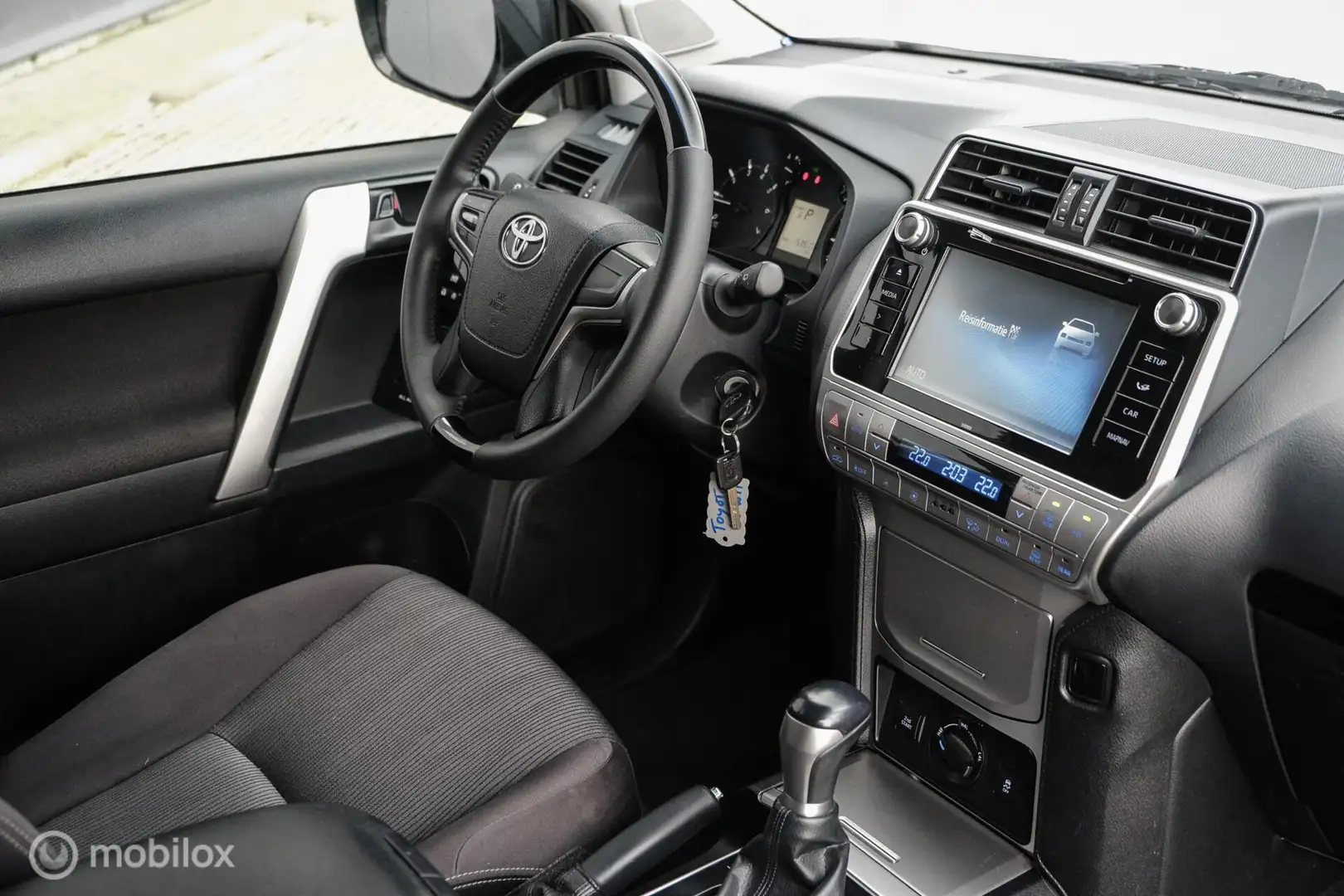 Toyota Land Cruiser Landcruiser 150 2.7 Benzine | Grijs kenteken | BTW Wit - 2