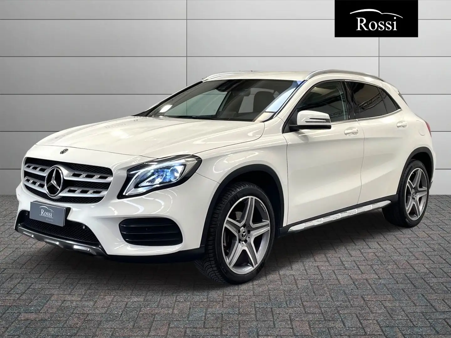 Mercedes-Benz GLA 200 d Premium auto Blanc - 1
