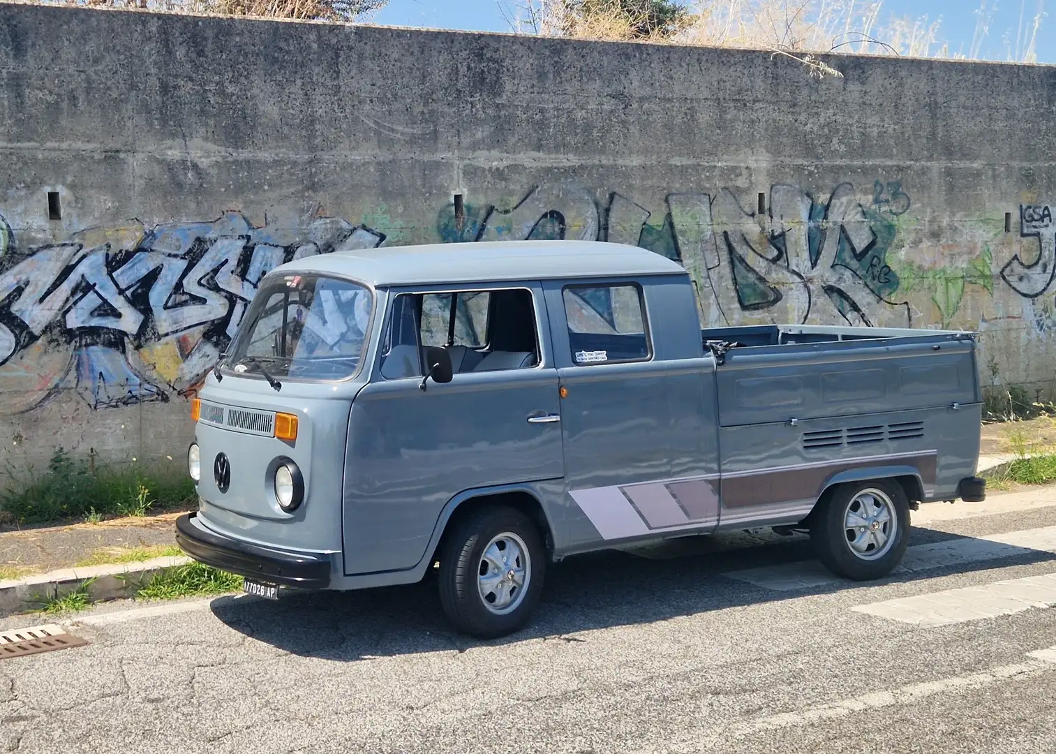 Volkswagen T2 pickup doppia cabina - 1