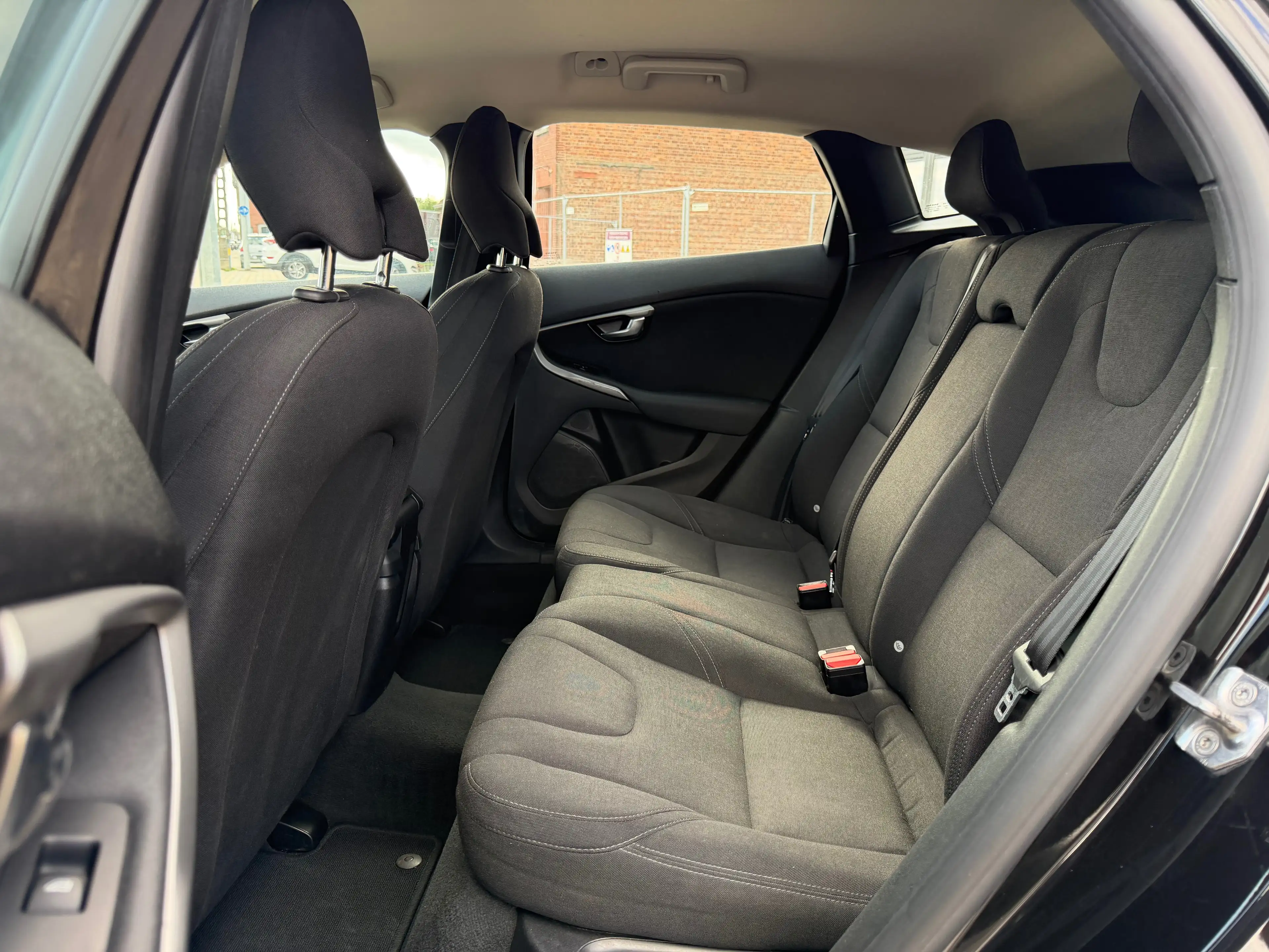 Volvo V40 V40 2.0 T2 Eco Momentum — photo 10